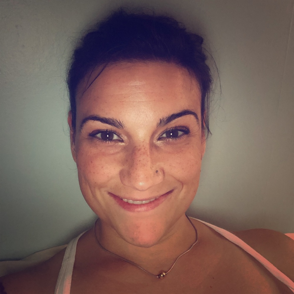 Meet your Posher, Danielle